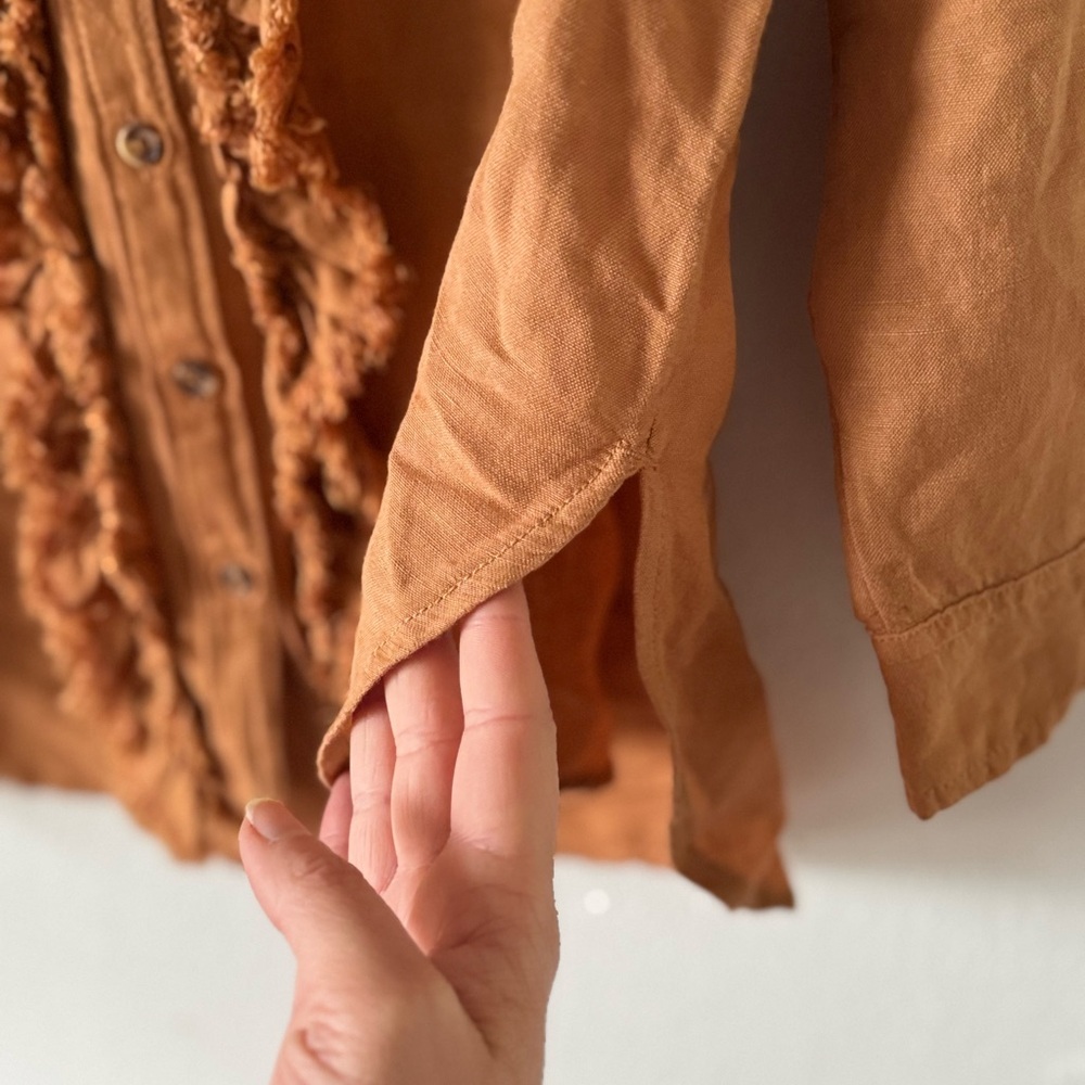 Anthropologie Pilcro Ruffled Placket Shirt in Ochre size Small - Picture 7 of 13